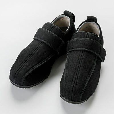 000000000070-02.jpg?size=m&w= 